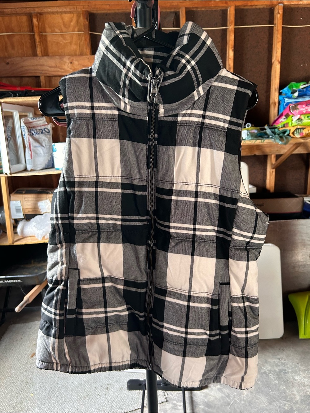 Old Navy Black and White Plaid Puffer Vest